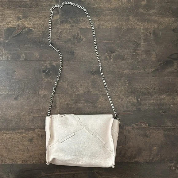 FALOR GENUINE LEATHER MADE IN ITALY CROSSBODY BAG BRAND NEW - Picture 5 of 5